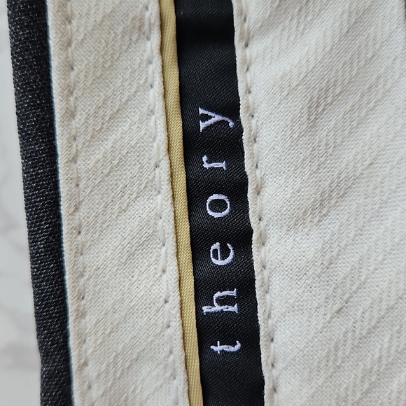 Theory Charcoal Gray Wool Blend Straight Leg Pants 4 Like New - Picture 11 of 13